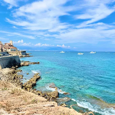 Deux Pieces Port Vauban - Vieil Apartment Antibes
